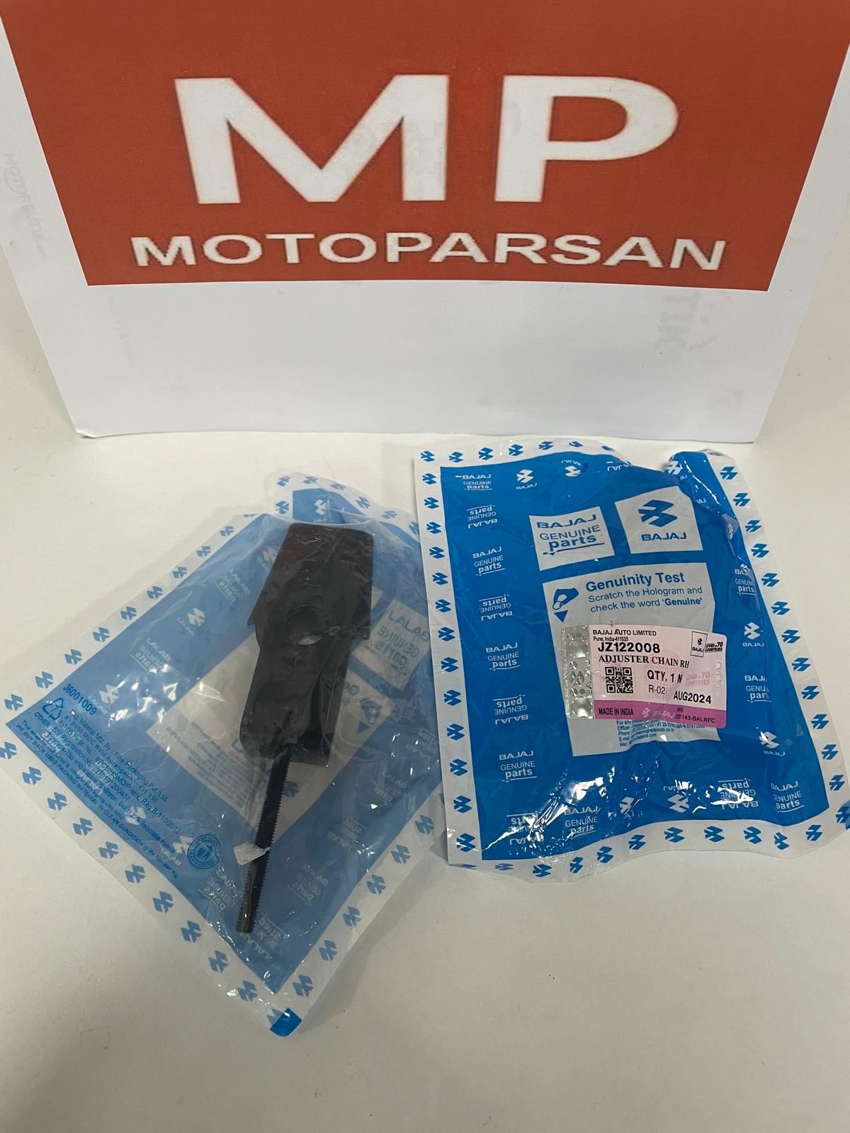 BAJAJ PULSAR NS125 ZİNCİR DİŞLİ GERGİ AYAR CİVATASI