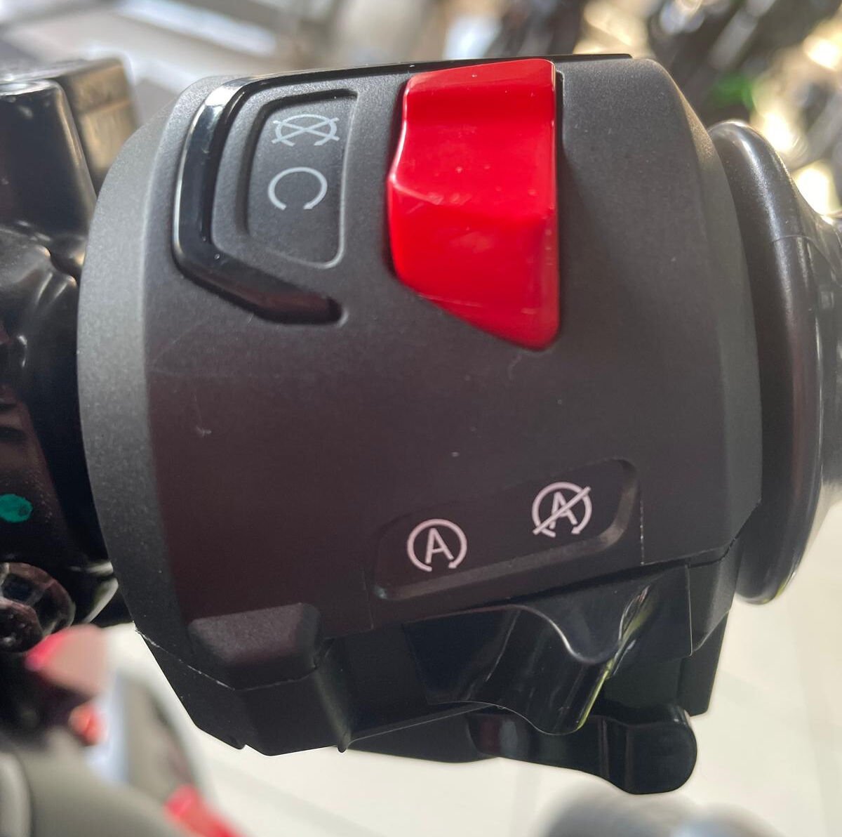 Bajaj Pulsar RS200 Sağ Kumanda Kontrol Paneli Tuş Takımı Euro 4 - 5 - 5+