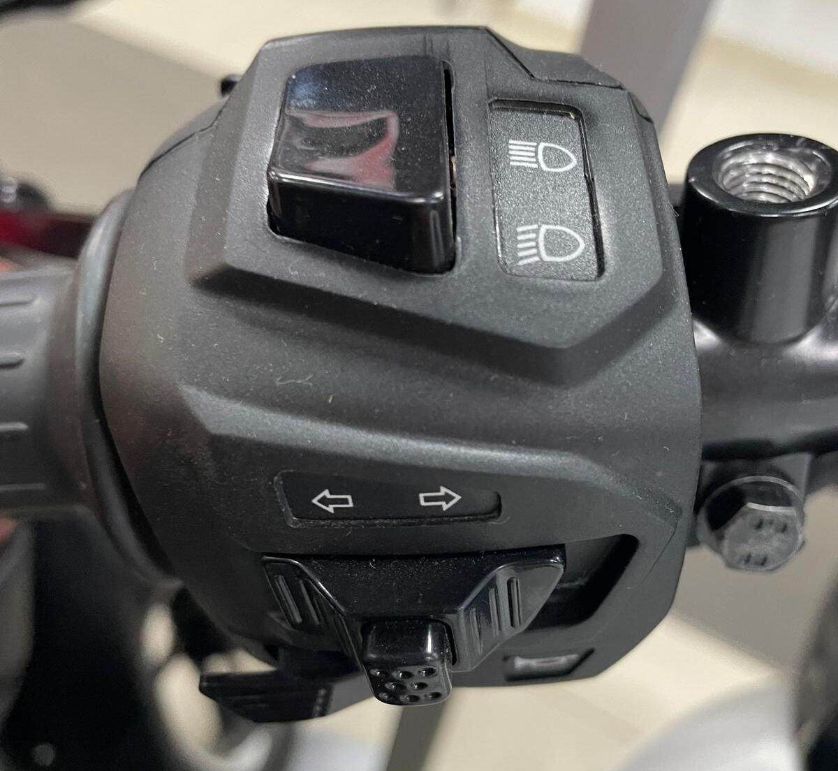 Bajaj Pulsar NS200 Sol Kumanda Kontrol Paneli Tuş Takımı 3 Soketli Euro 4 - 5