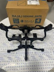 Bajaj Pulsar RS200 Kafa Demiri Far Bağlantı Sacı Ayağı