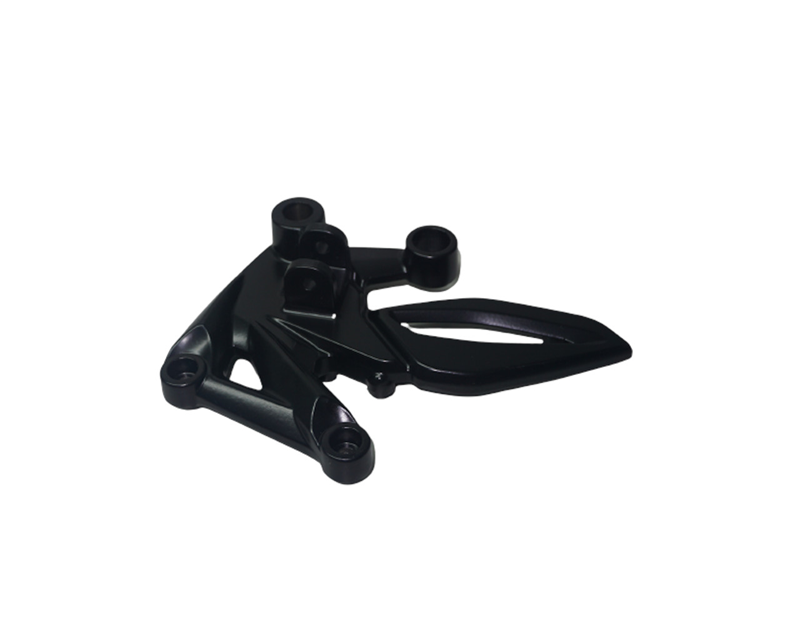 Bajaj Pulsar RS200 Ön Sağ Basamak Demiri Siyah Euro 4 - 5 - 5+