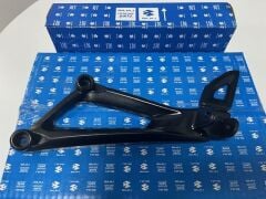 Bajaj Pulsar RS200 UG Arka Sol Basamak Demiri Siyah
