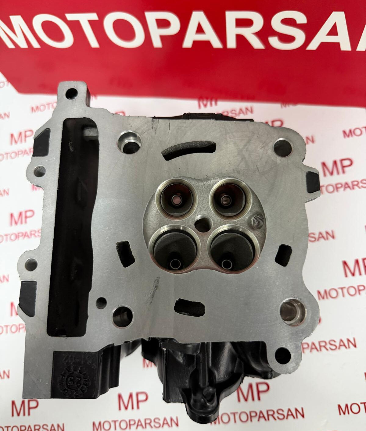 Bajaj Dominar D250 Üst Silindir Kapağı Kapak Orjinal