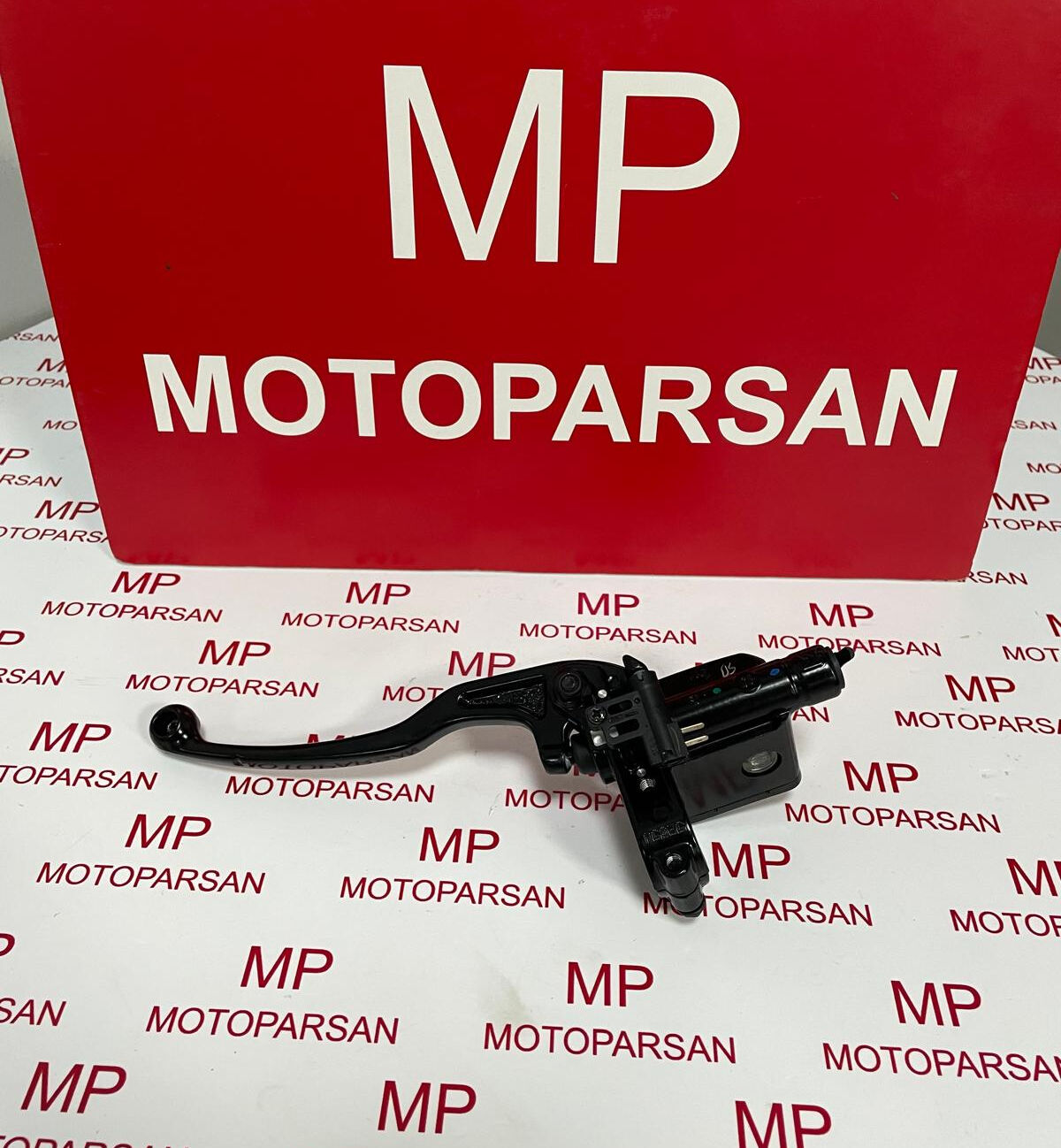 Bajaj Dominar D250 Ön Fren Hidrolik Deposu Haznesi Komple