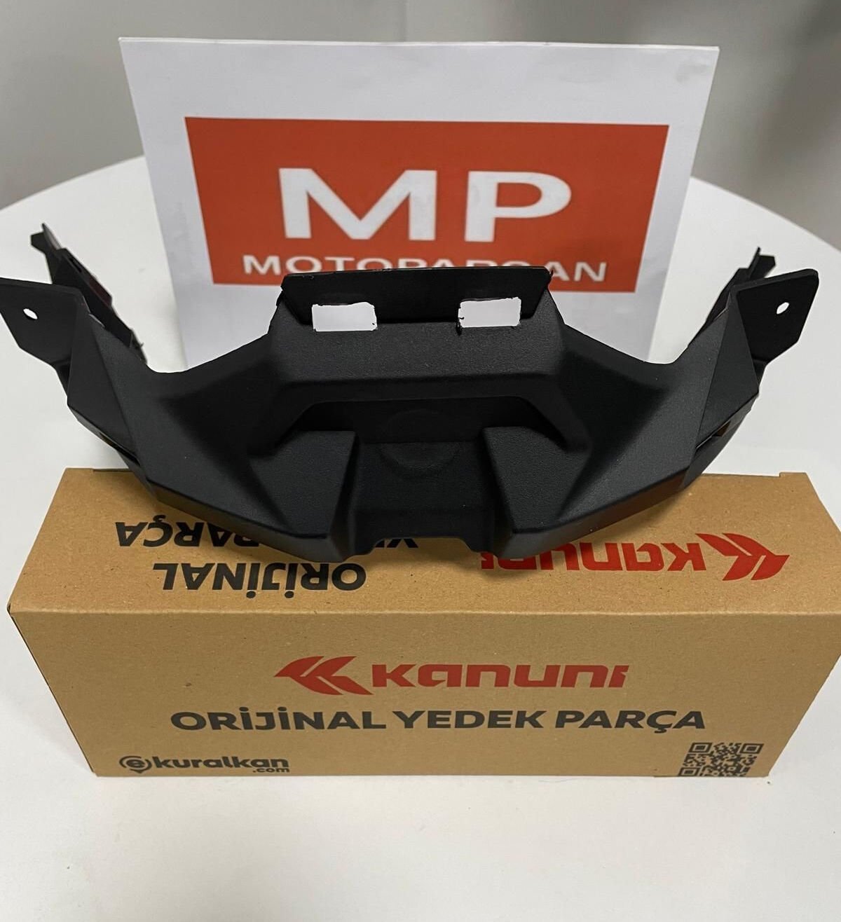 Kanuni SEHA150 Far Altı Göğüs Bağlantı Plastiği Ön Alt