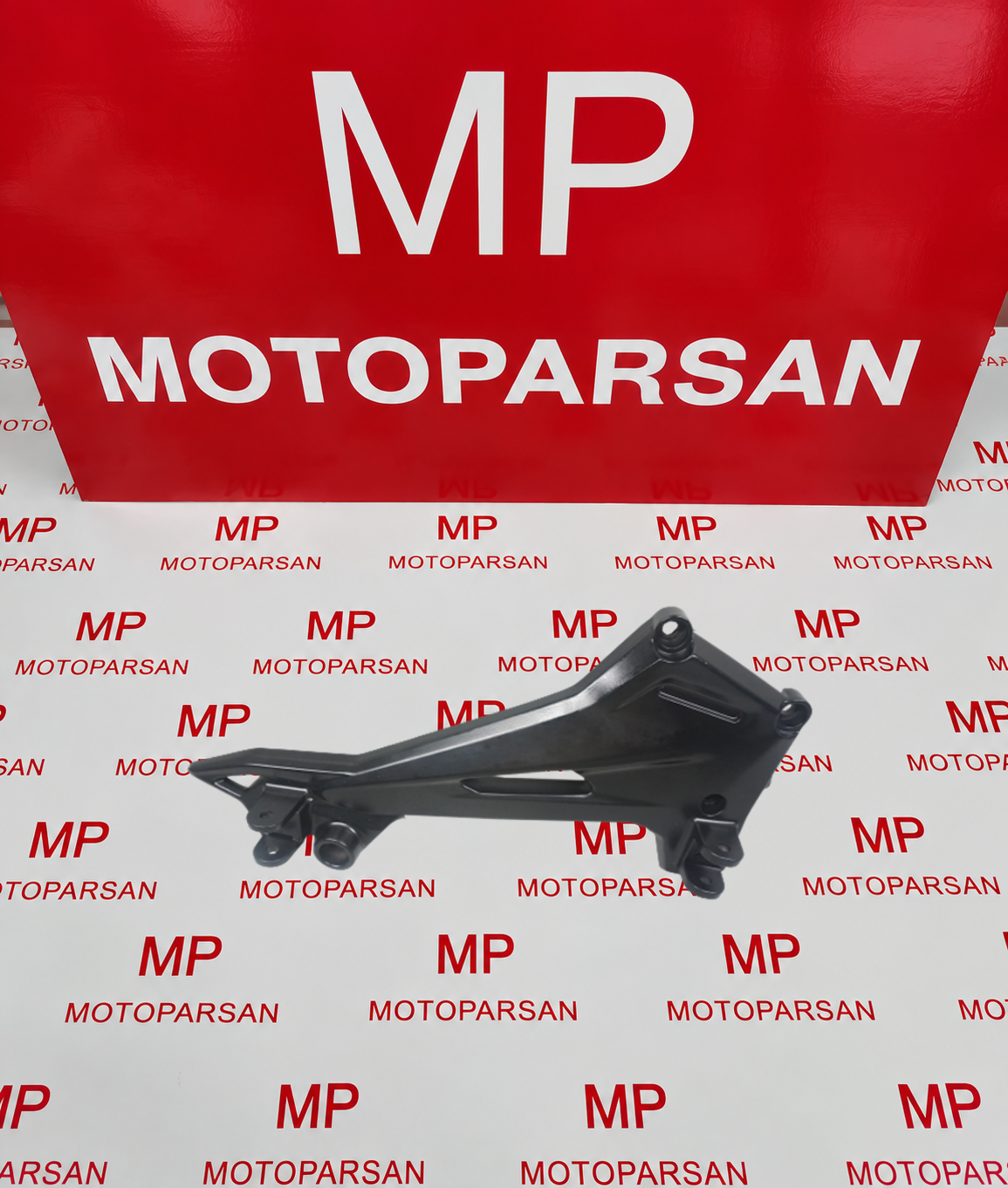 Bajaj Dominar D400 Arka Sağ Basamak Demiri