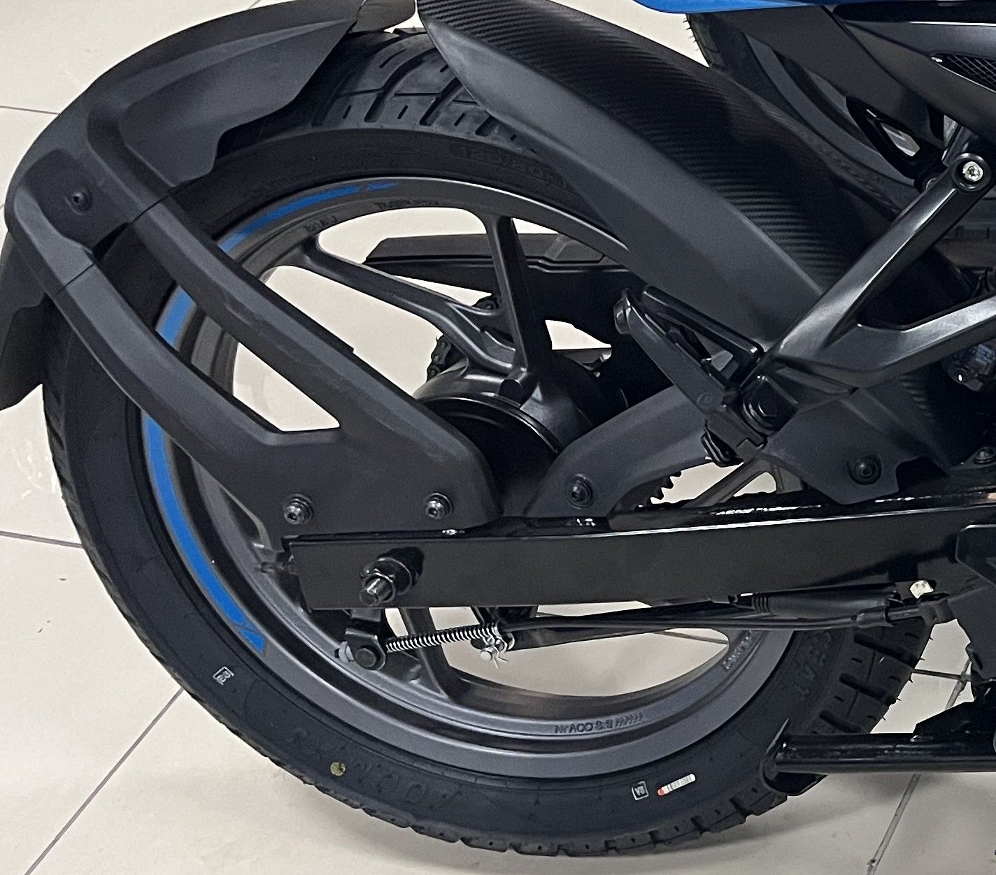 BAJAJ PULSAR NS125 CBS JANT ARKA CANT EURO 5+