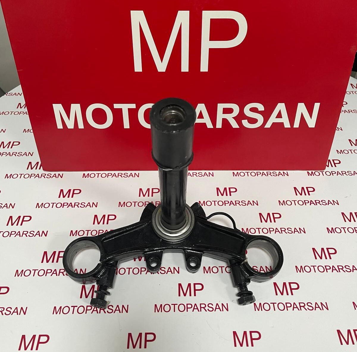 Bajaj Pulsar NS200 Direksiyon Alt Kelepçe Mili Çatal Mesnet Euro 3 - 4 - 5