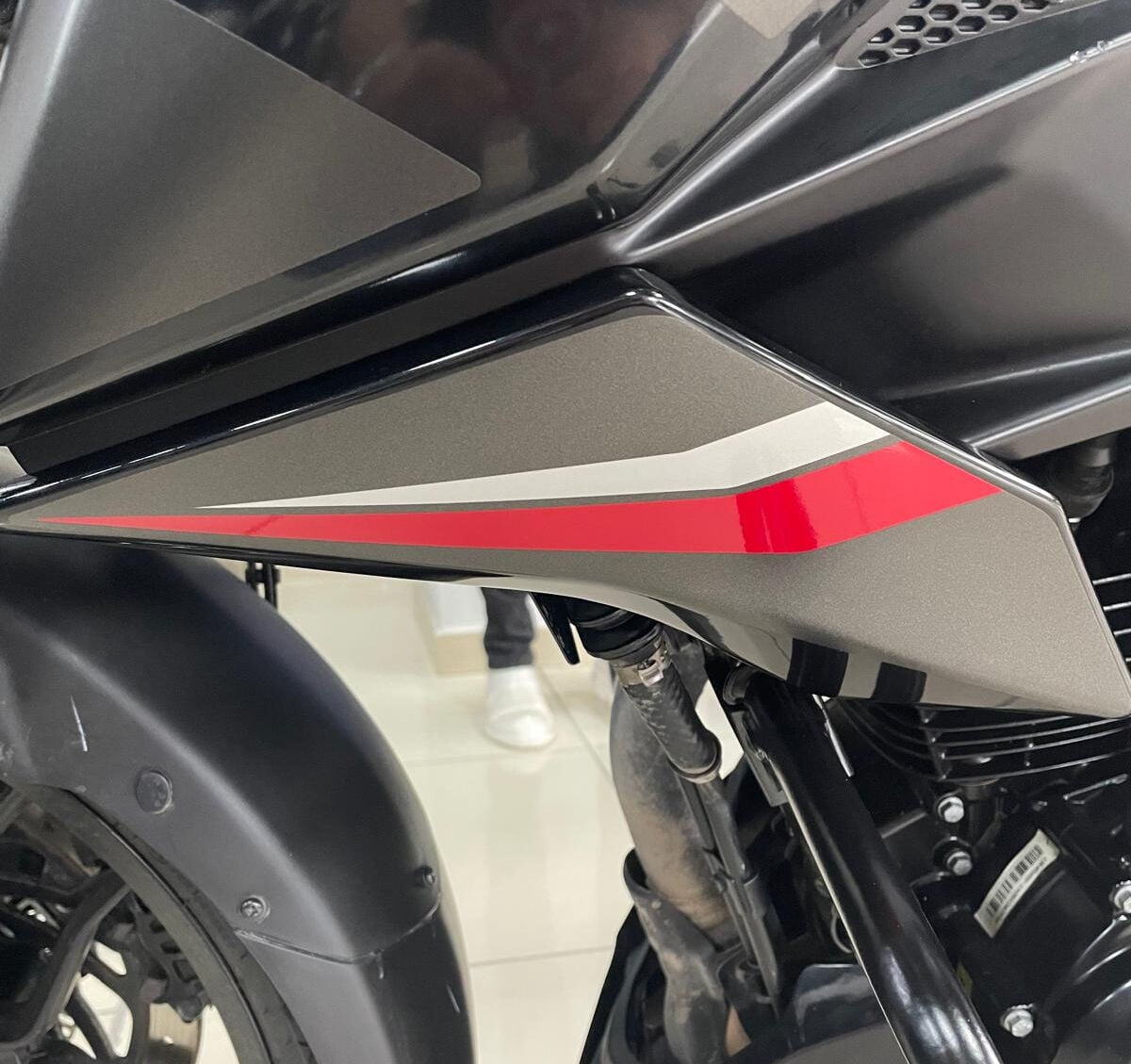 Bajaj Pulsar N250 N160 UG Ön Sol Dekoratif Kapak Grenaj