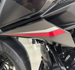 Bajaj Pulsar N250 N160 UG Ön Sol Dekoratif Kapak Grenaj
