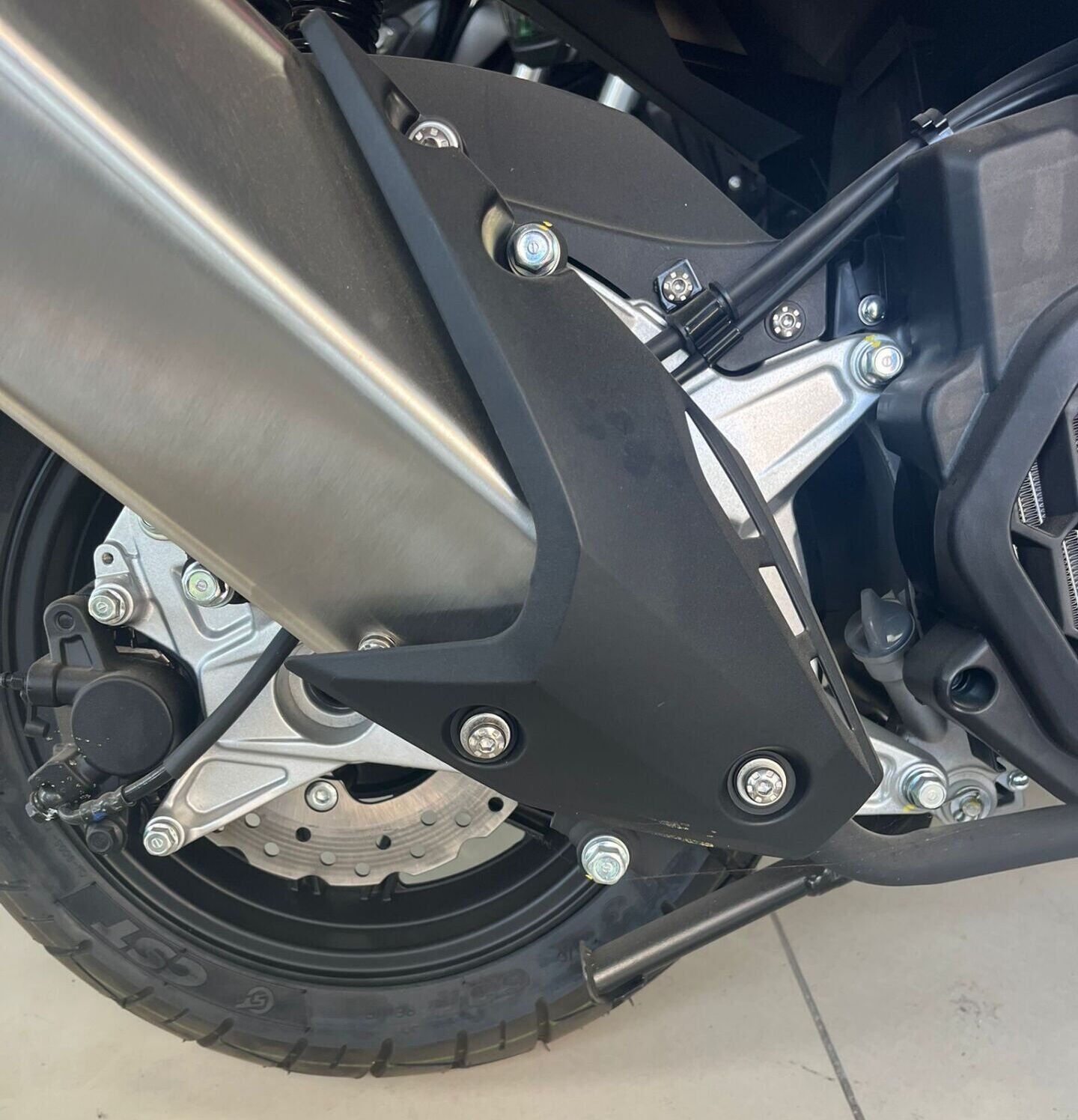 Kanuni SEHA150 Egzoz Egsoz Koruma Kapağı Sacı Ön 3 Vidalı